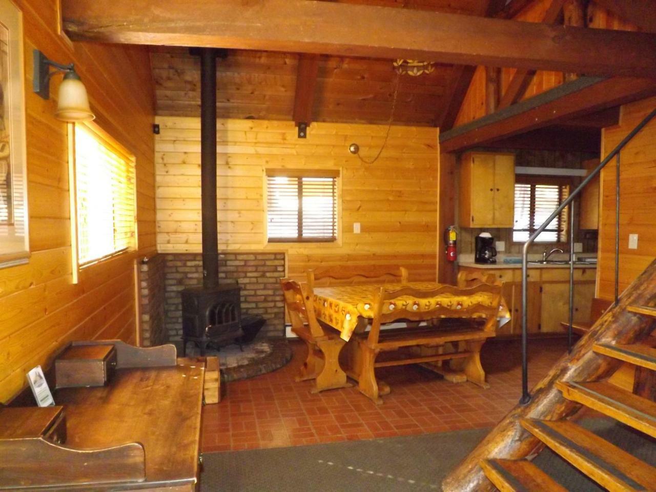 Arizona Mountain Inn & Cabins 깃대 외부 사진