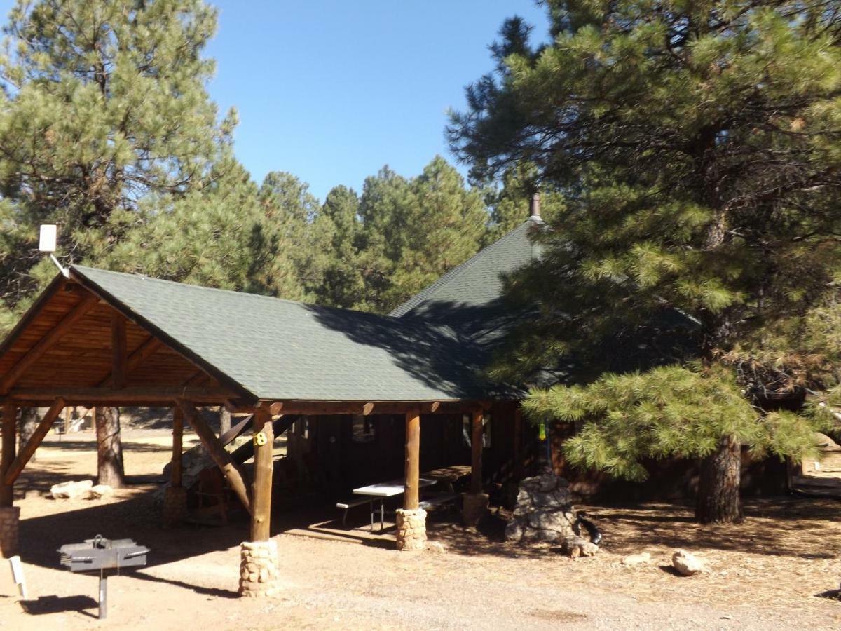 Arizona Mountain Inn & Cabins 깃대 외부 사진