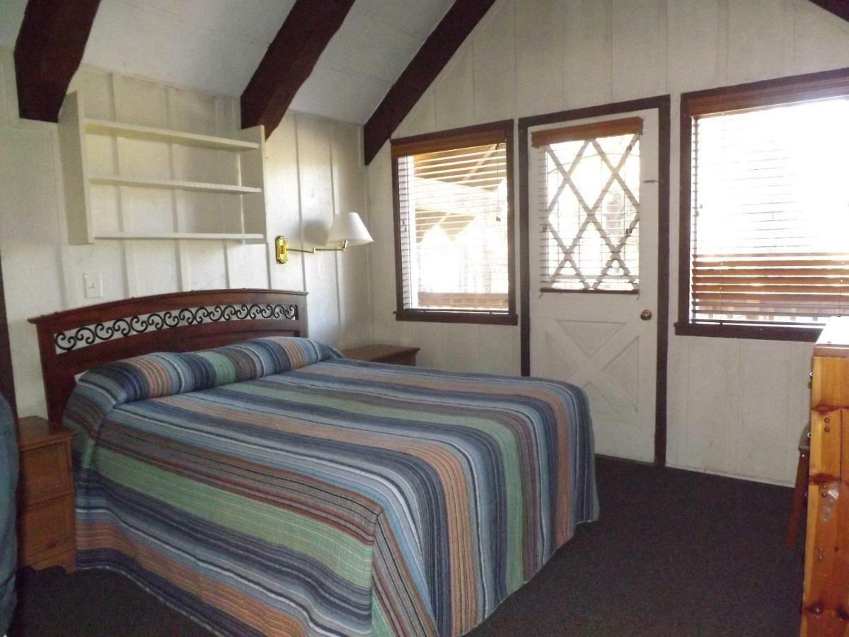 Arizona Mountain Inn & Cabins 깃대 외부 사진